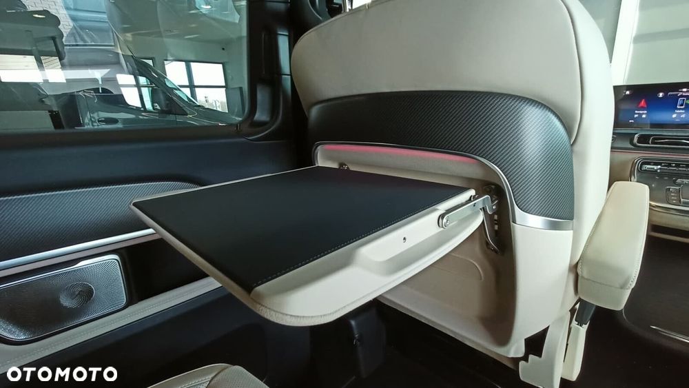 Mercedes-Benz klasa-v V 300 d Exclusive AMG AirMatic - 22