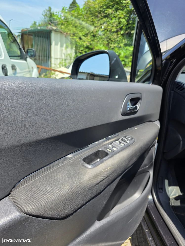 Peugeot 5008 1.6 HDi Executive - 26