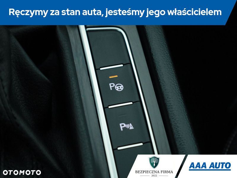 Volkswagen Passat Variant - 17