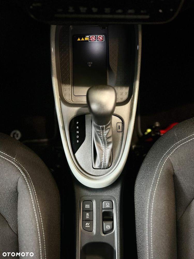 Toyota Aygo X Hybrid 1.5 Style e-CVT - 15