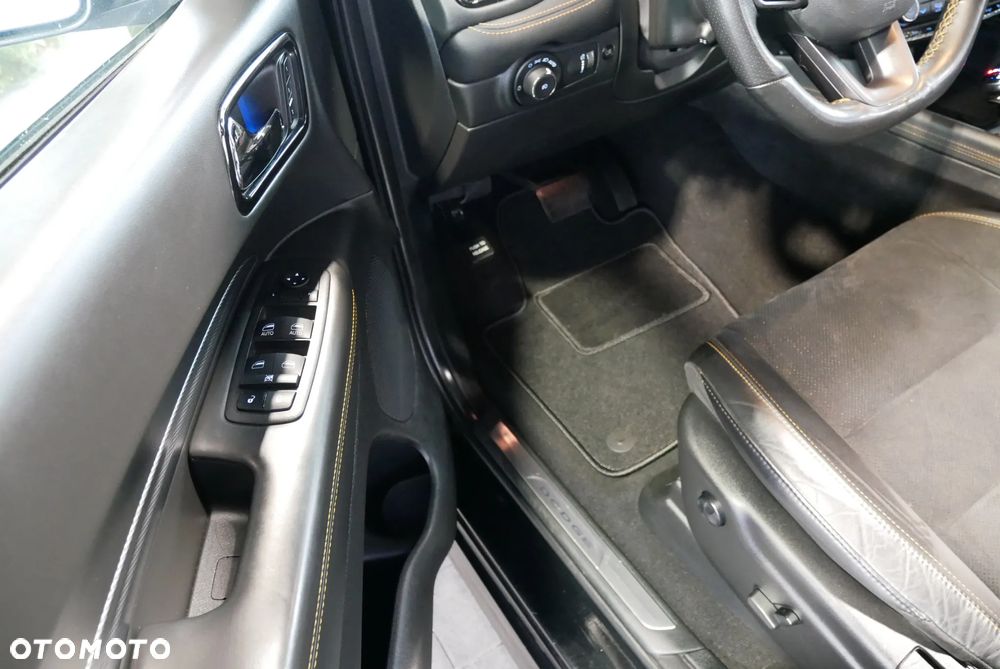 Dodge Durango 5.7 R/T - 23