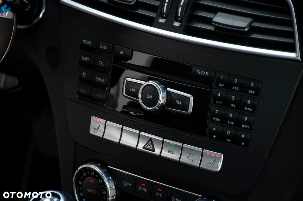 Mercedes-Benz Klasa C 180 BlueEFFICIENCY - 22
