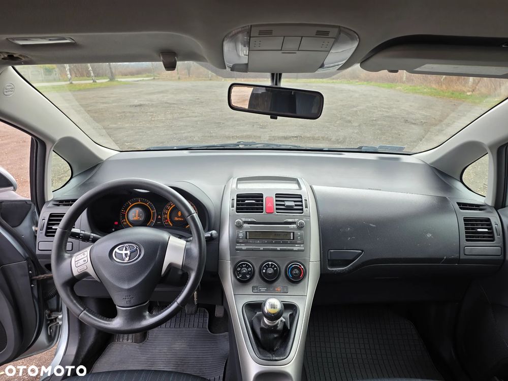 Toyota Auris 2.0 D-4D - 16