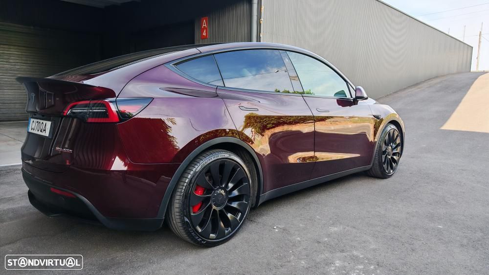 Tesla Model Y Performance Dual Motor AWD - 1