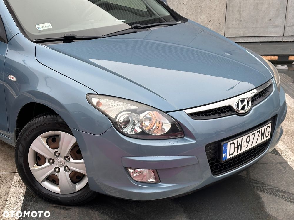 Hyundai i30 1.6 Premium - 12