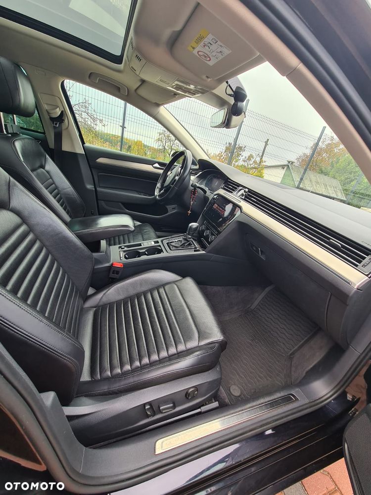 Volkswagen Passat 2.0 TDI Bi-Turbo BMT 4Mot Highline DSG - 8