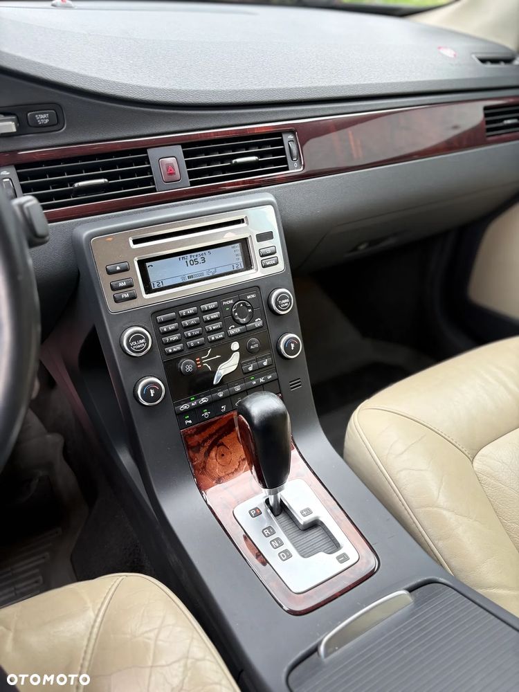 Volvo S80 - 17
