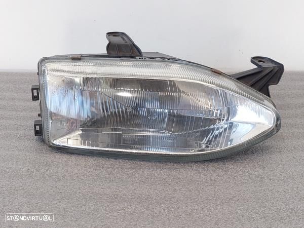 Otica / Farol Dto Fiat Palio (178_) - 1
