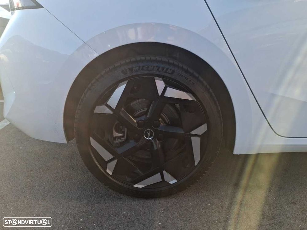 Opel Astra 1.6 T PHEV GSe - 11