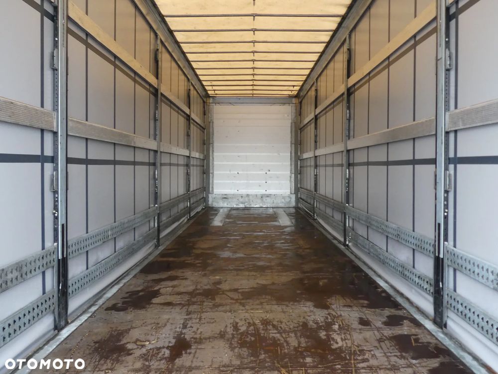 Schmitz Cargobull MEGA / FIRANKA / OŚ PODNOSZONA / OGUMIENIE 80% / - 30