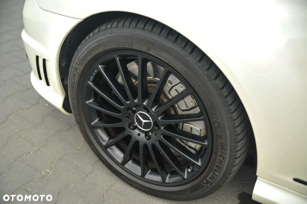 Mercedes-Benz CL 63 AMG 7G-TRONIC - 39