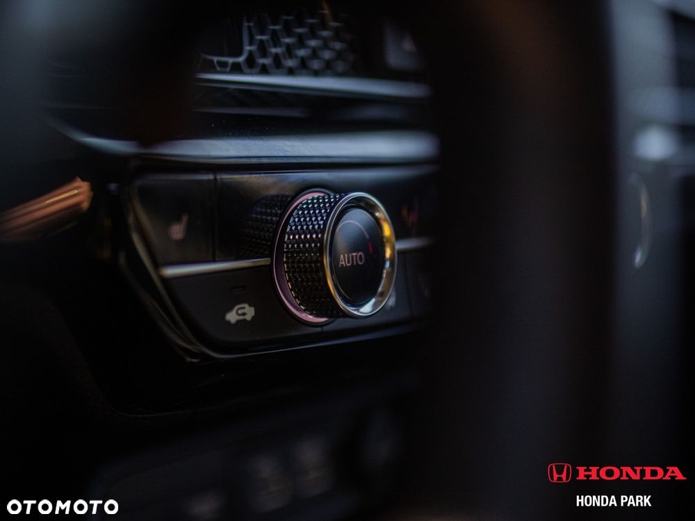 Honda Civic 2.0 i-MMD Advance BSI CVT - 23