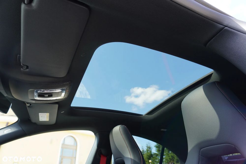Mercedes-Benz CLA AMG 35 4Matic B AMG Speedshift 7G-DCT - 29