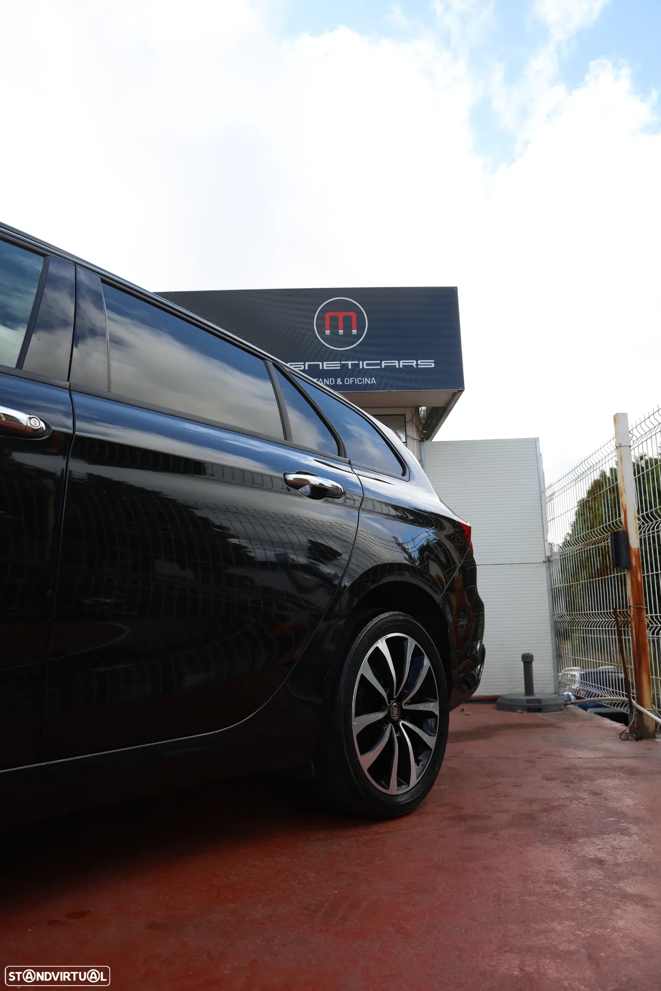 Fiat Tipo Station Wagon 1.3 M-Jet Lounge Tech J17 - 9