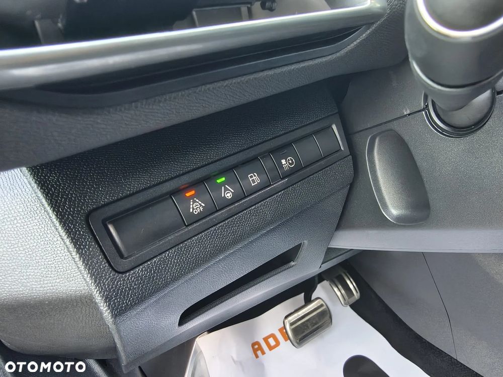Peugeot 3008 1.6 PureTech Hybrid PHEV GT S&S EAT8 - 30