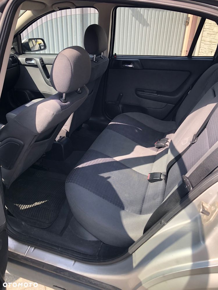 Opel Astra 1.6 GL / Club - 9