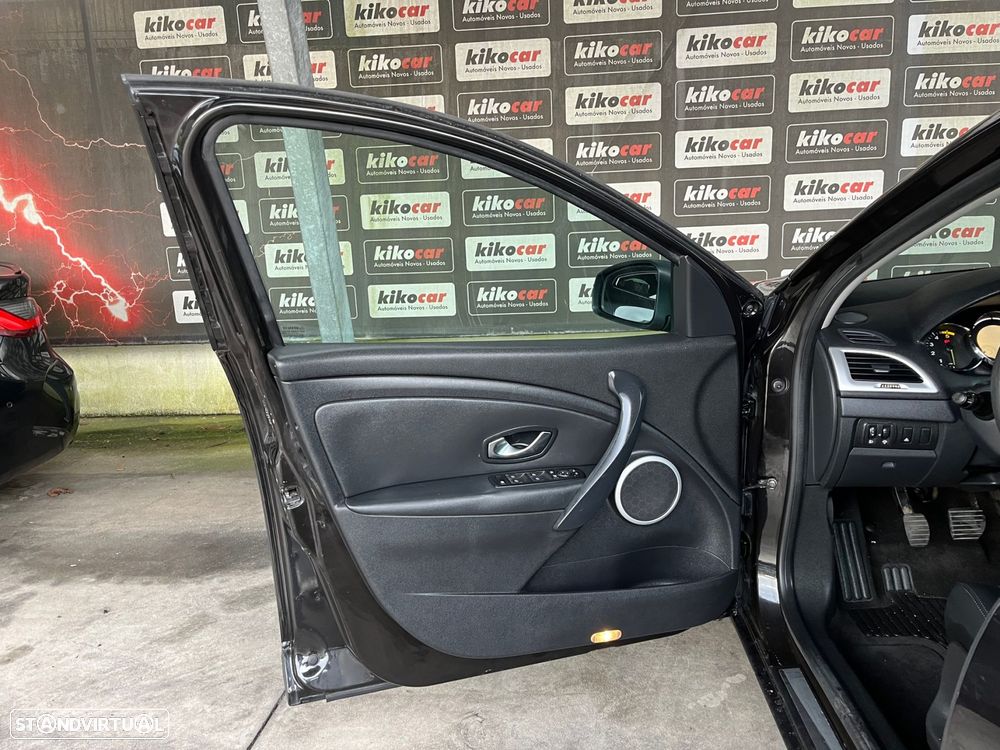 Renault Mégane Sport Tourer 1.5 dCi Comfort SS - 12