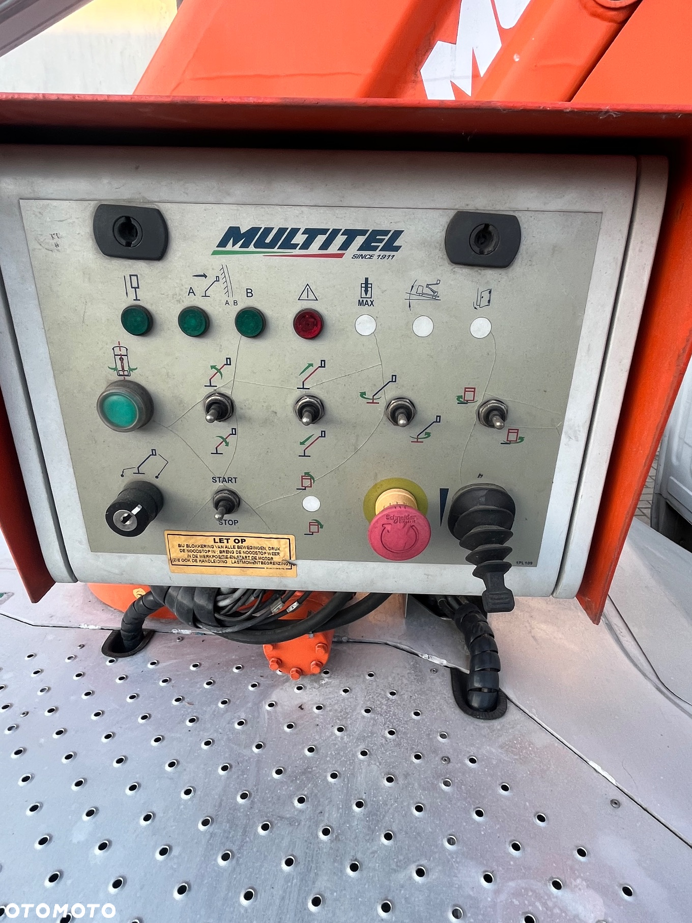 Iveco Podnośnik Koszowy Zwyżka 18 metrów Multitel MT182 Kosz 250KG!!! 13 M w Bok ! UDT BDB Stan jak Wumag Ruthmann GSR - 21