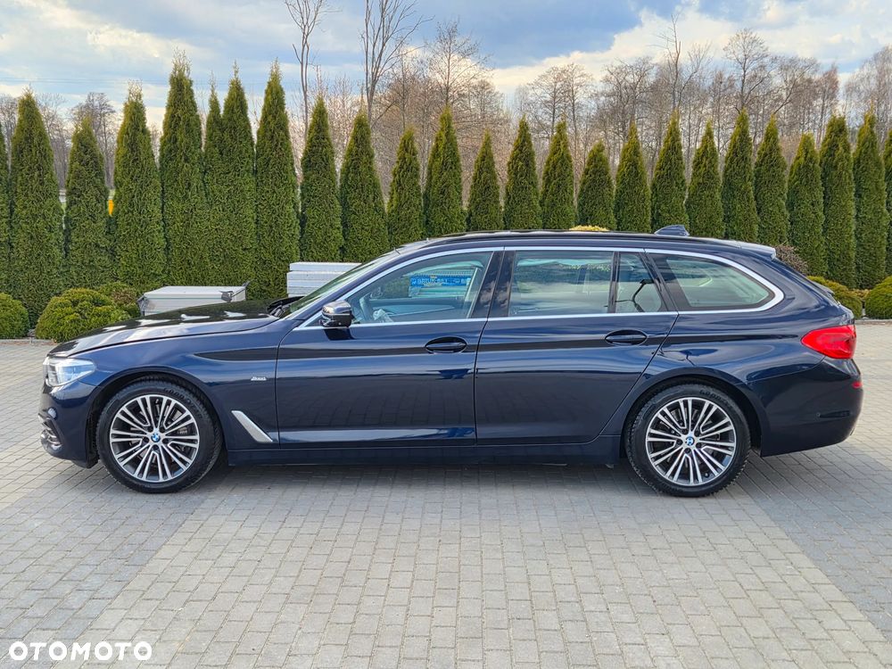 BMW Seria 5 530d xDrive Sport Line - 4