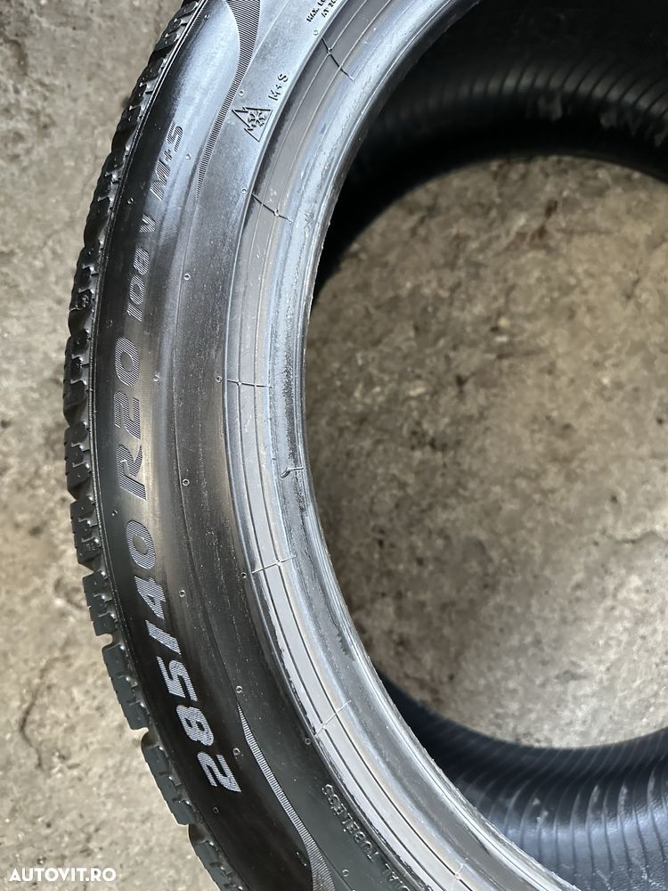 285/40 R20 Pirelli P ZERO Winter NFO Elect Dot 2722 - 7