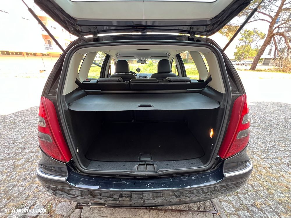 Mercedes-Benz A 150 Classic Automatic - 7
