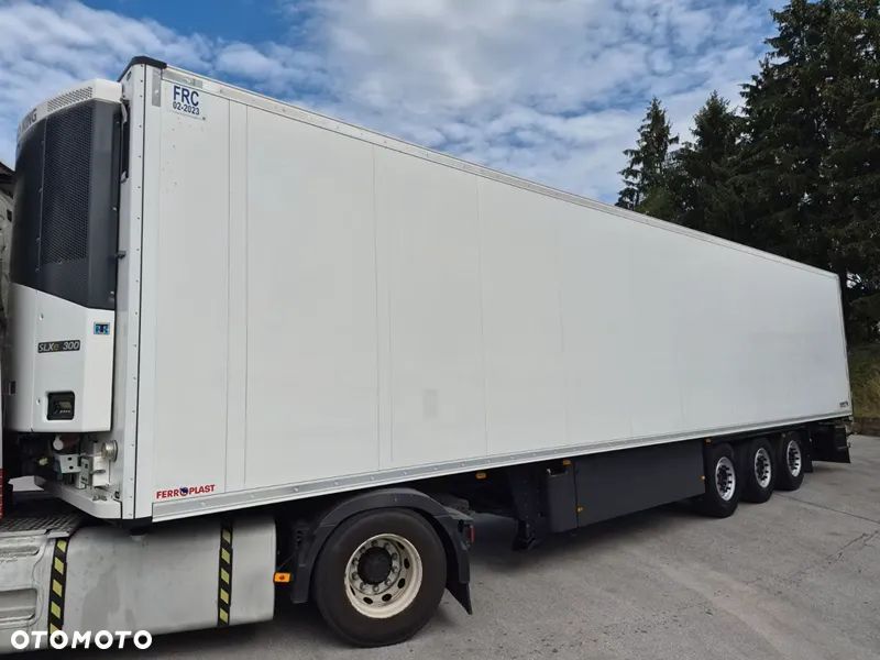 Schmitz Cargobull SKO 24 Thermoking SLX 300 Doopelstock - 4