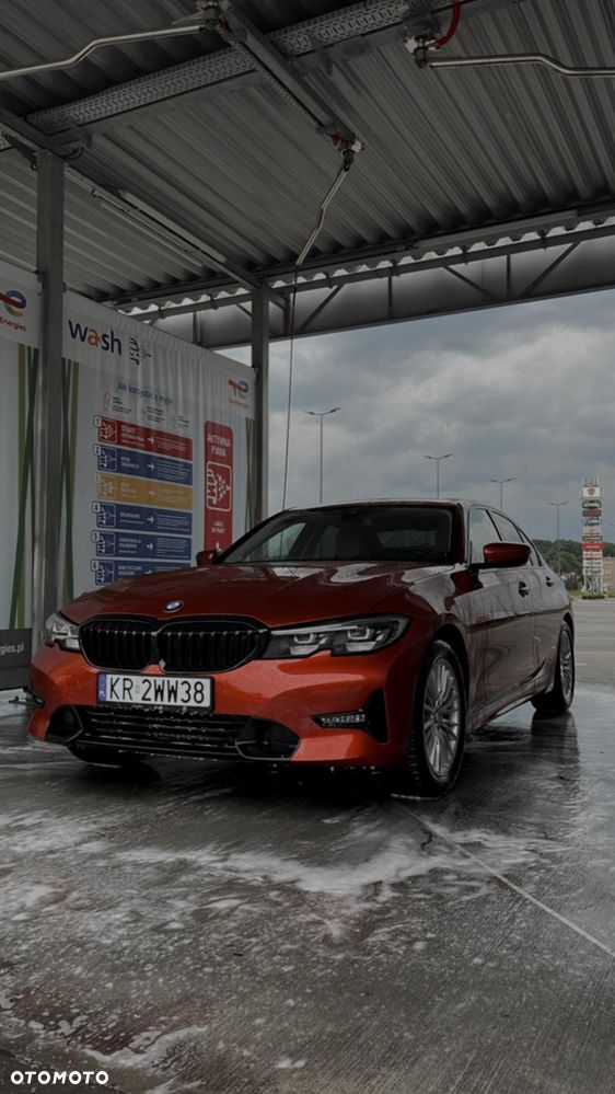 BMW Seria 3 318i Sport Line - 1