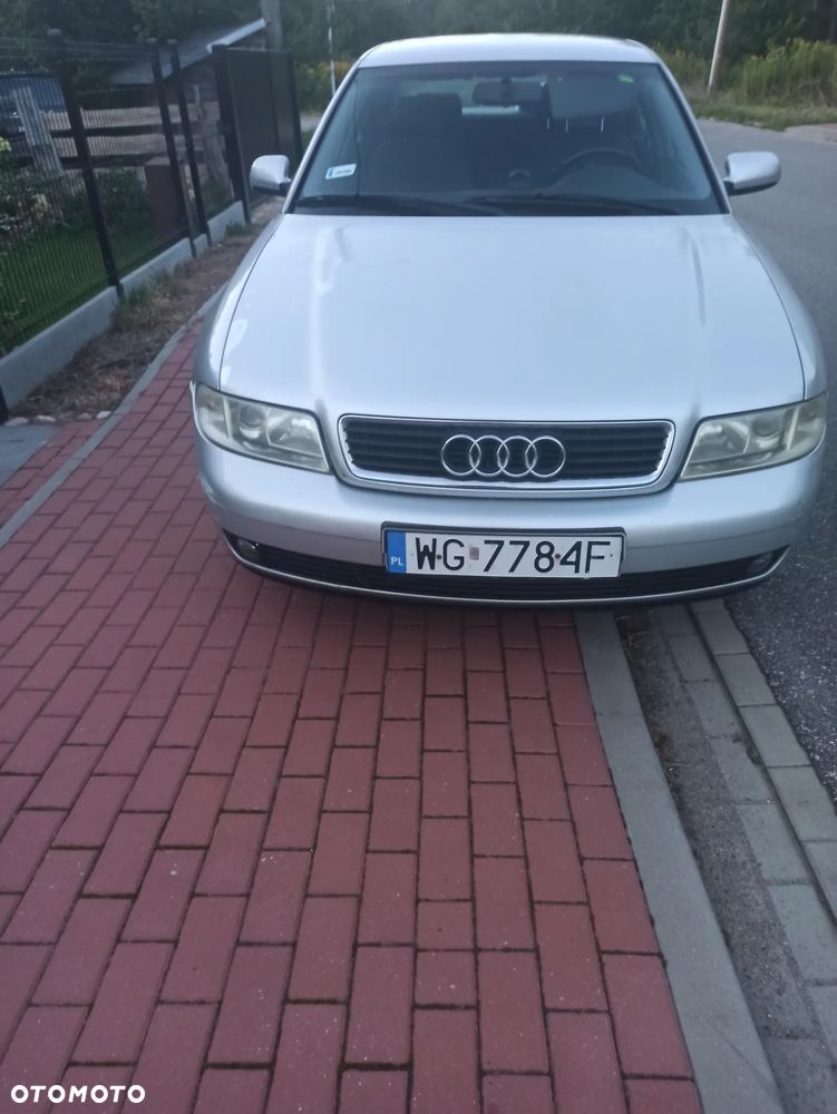 Audi A4 Limousine 1.6 - 1