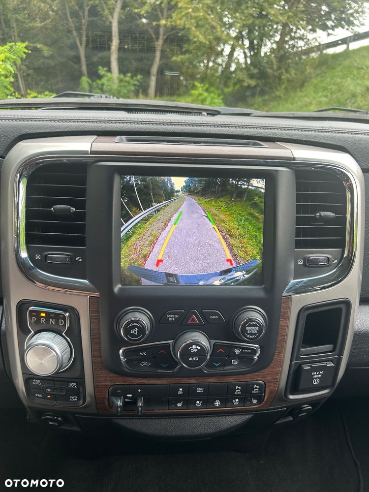 Dodge RAM - 12