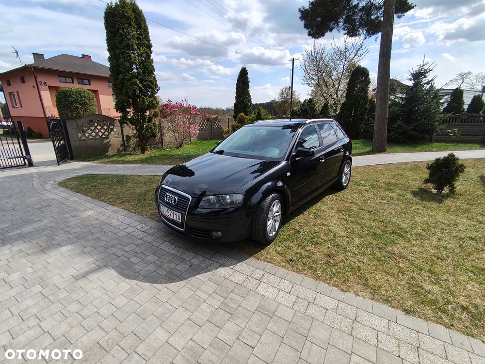 Audi A3 Sportback - 2
