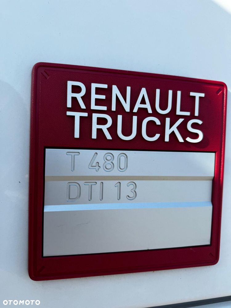 Renault T480 ADR - 8