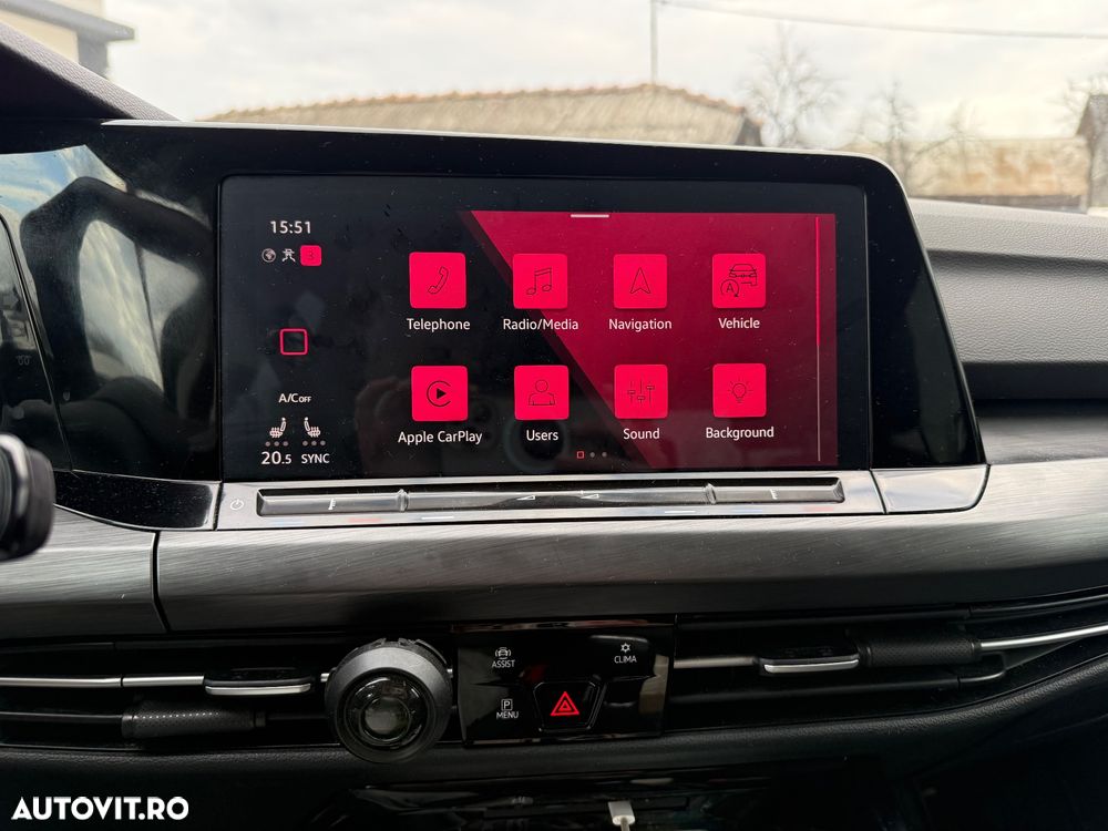 Volkswagen Golf 1.5 TSI ACT Style - 14