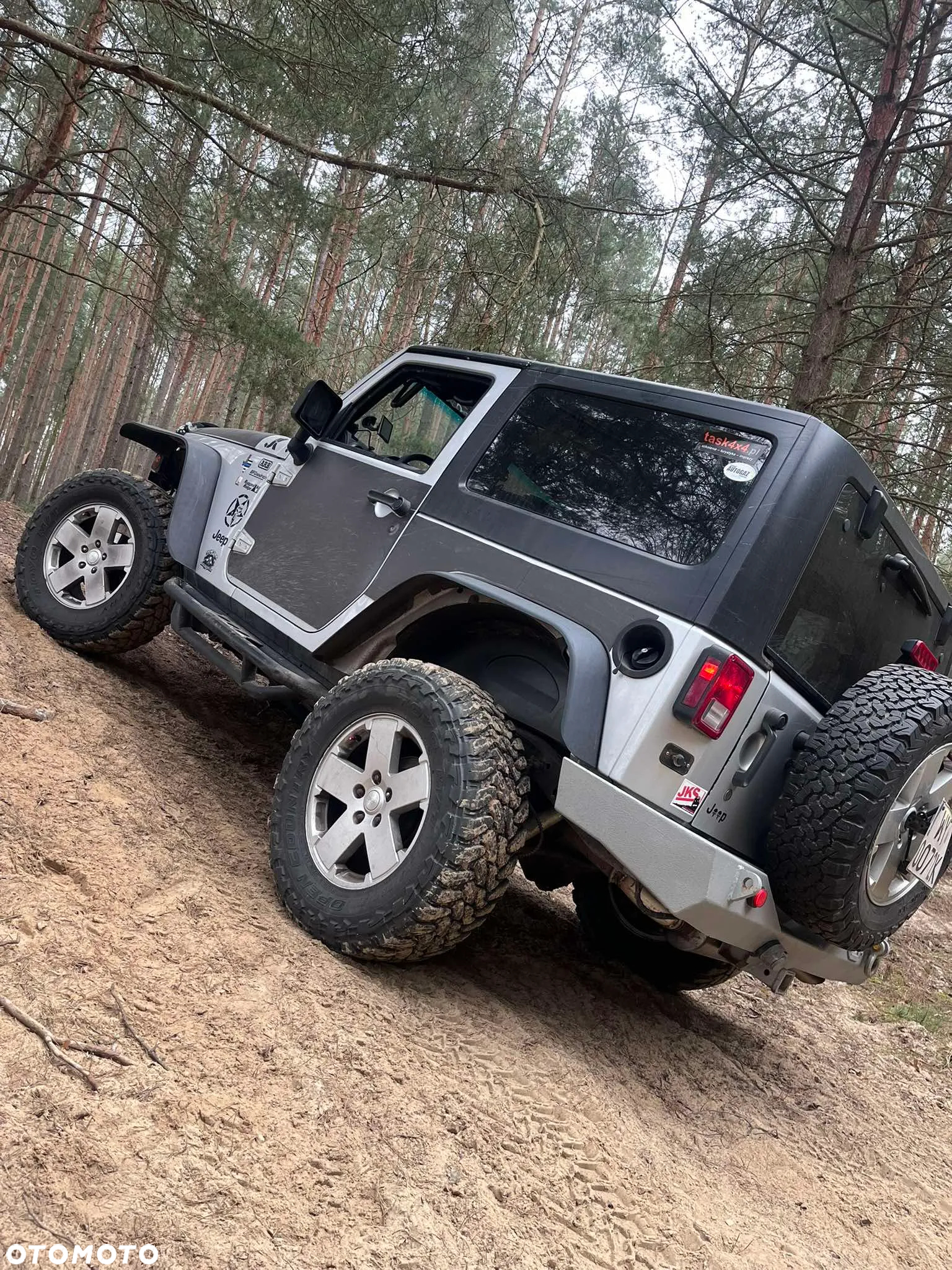 Jeep Wrangler - 2