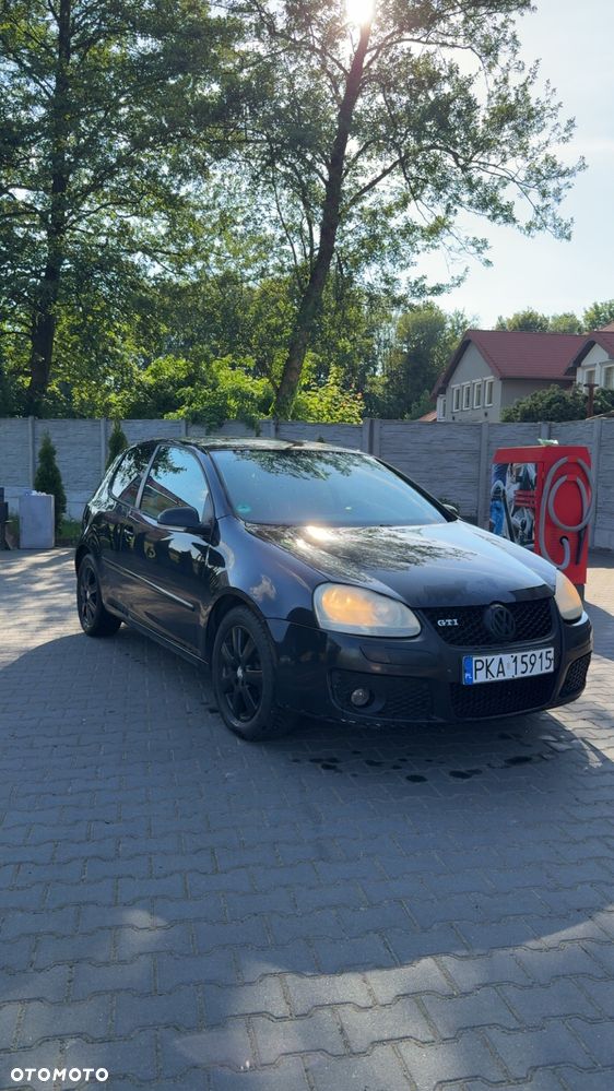 Volkswagen Golf 1.6 FSI Sportline - 2