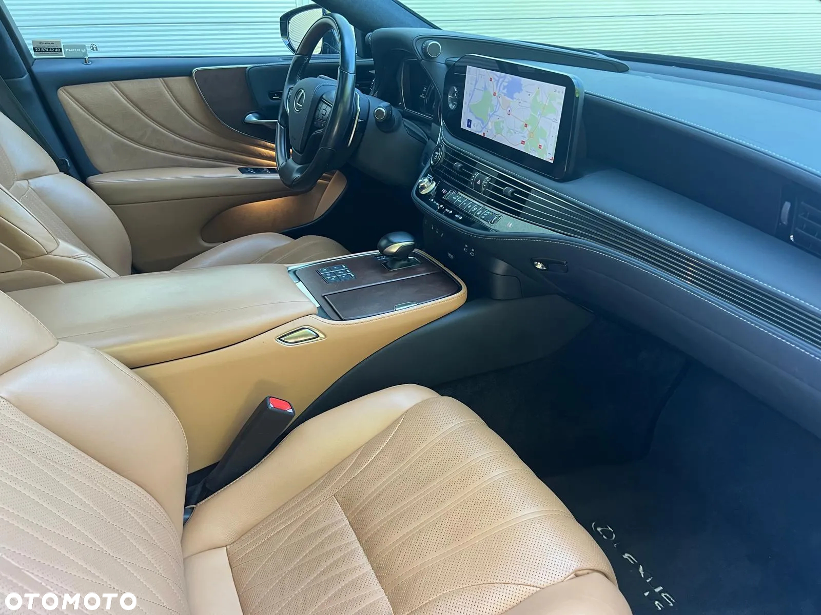 Lexus LS 500h Prestige AWD - 10