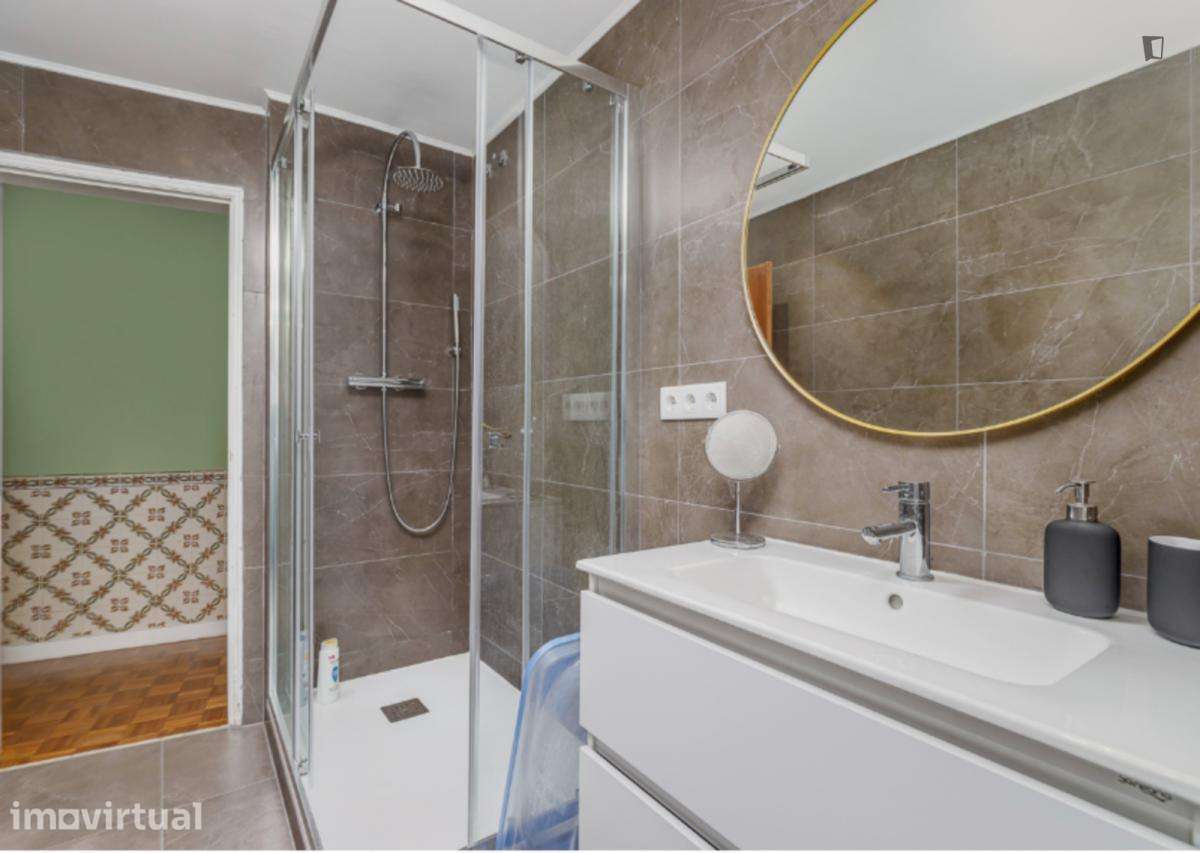 Apartamento com 3 quartos - localizado em Arroios Lisbon - Grande imagem: 3/20
