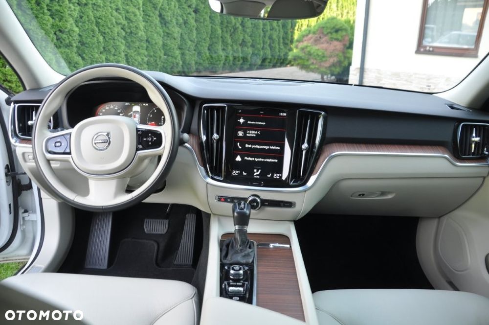 Volvo S60 T5 Drive-E Momentum - 11