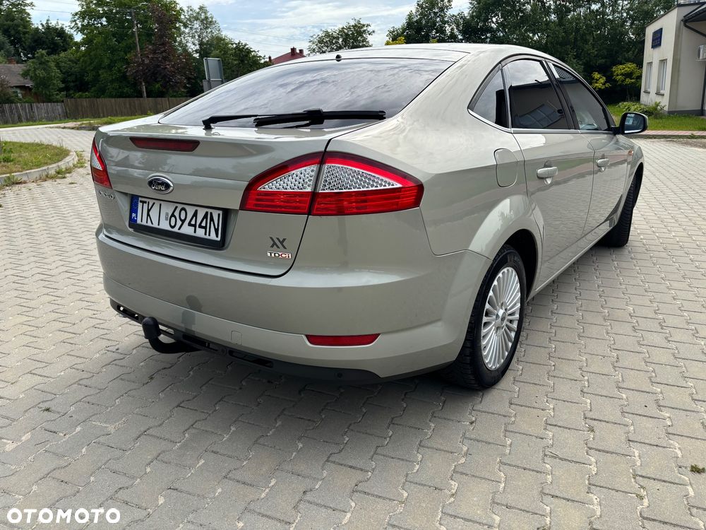 Ford Mondeo 2.0 TDCi Titanium - 11