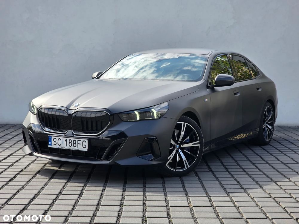 BMW Seria 5 540d xDrive mHEV M Sport - 1