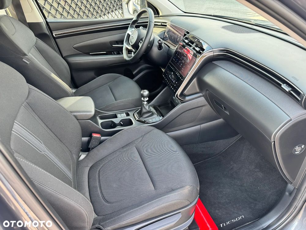 Hyundai Tucson 1.6 T-GDi 48V-Hybrid 2WD Trend - 19