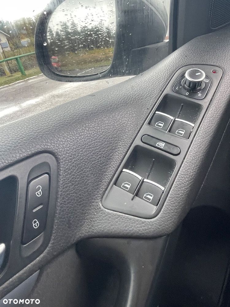 Volkswagen Tiguan - 9