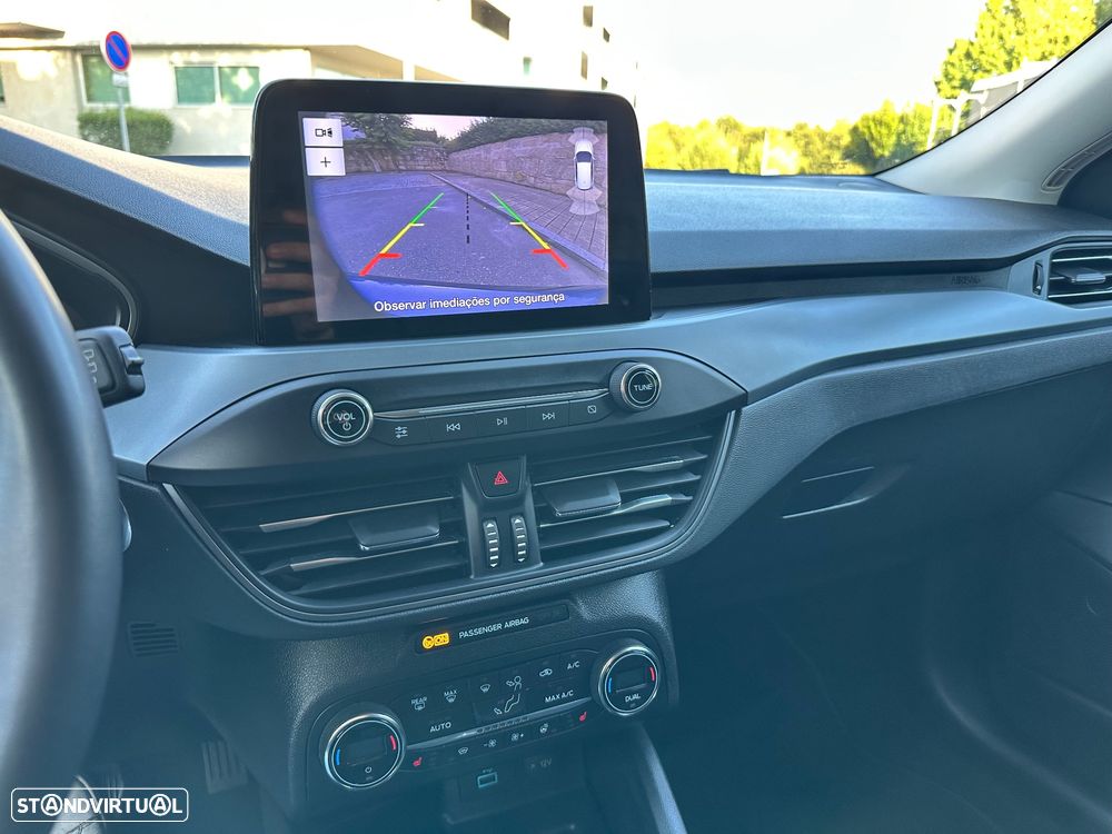 Ford Focus 1.0 EcoBoost MHEV Active X - 57
