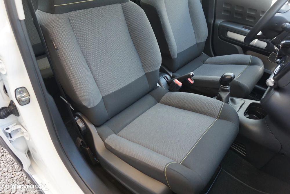 Citroën C3 1.2 PureTech Feel - 25