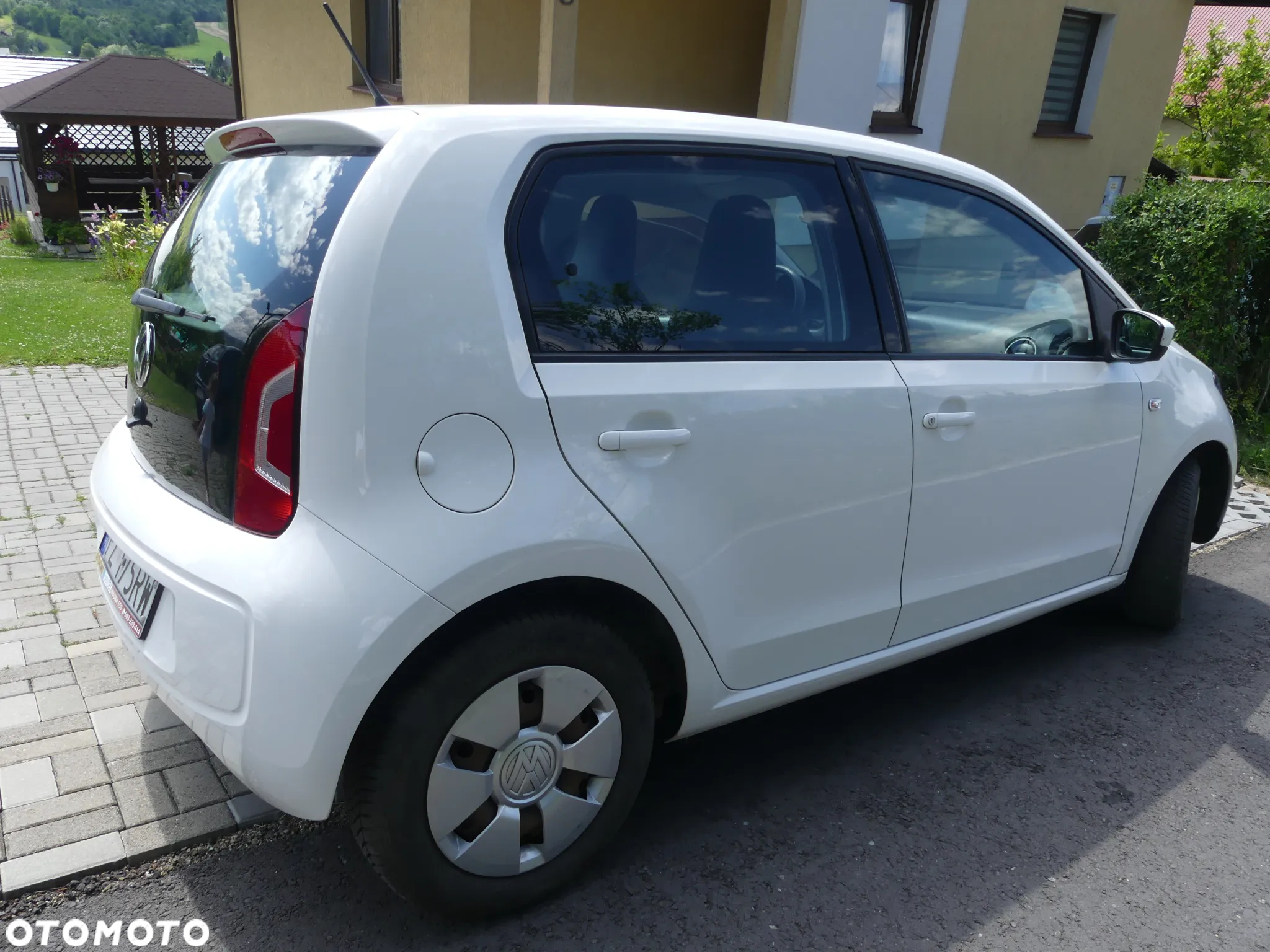 Volkswagen up! 1.0 move - 11