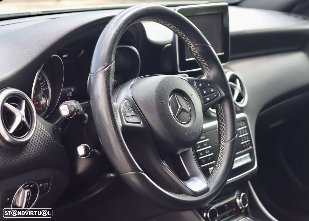 Mercedes-Benz A 180 d Style Plus Aut. - 18