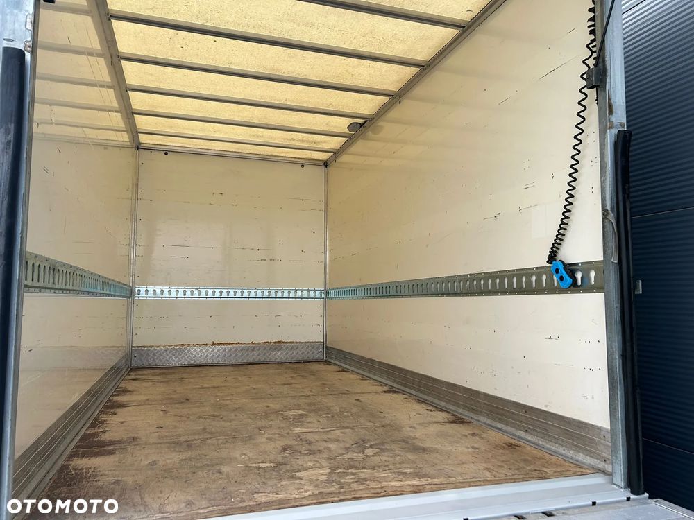 Iveco Daily 35C15 3.0 HPI Kontener 8 palet + winda 750kg **KLIMA**Sprowadzony**2014R** - 9