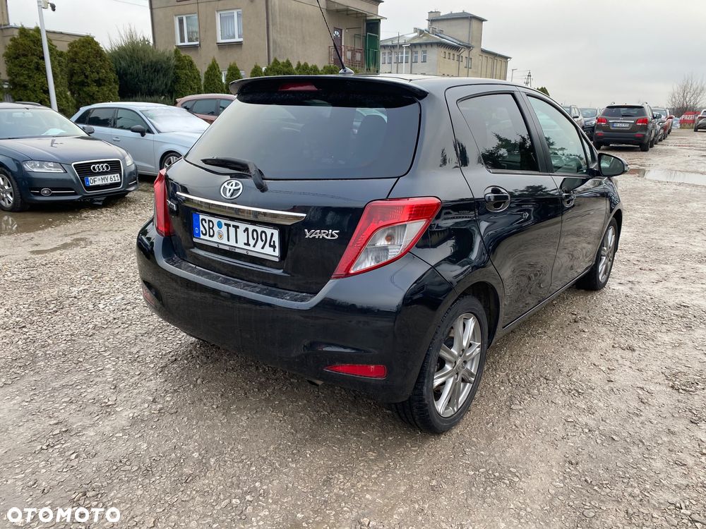Toyota Yaris 1.33 Prestige - 11