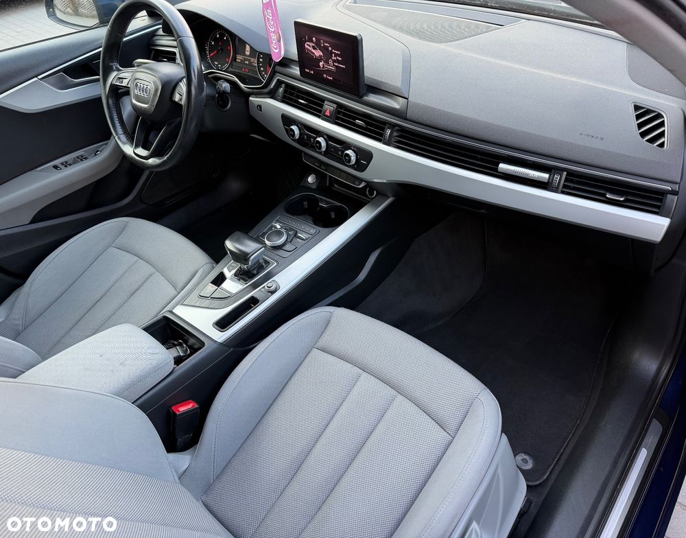 Audi A4 Avant 2.0 TDI Sport S tronic - 29