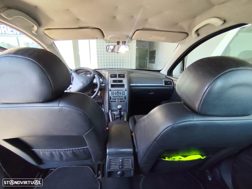 Peugeot 407 2.0 HDi Executive - 18