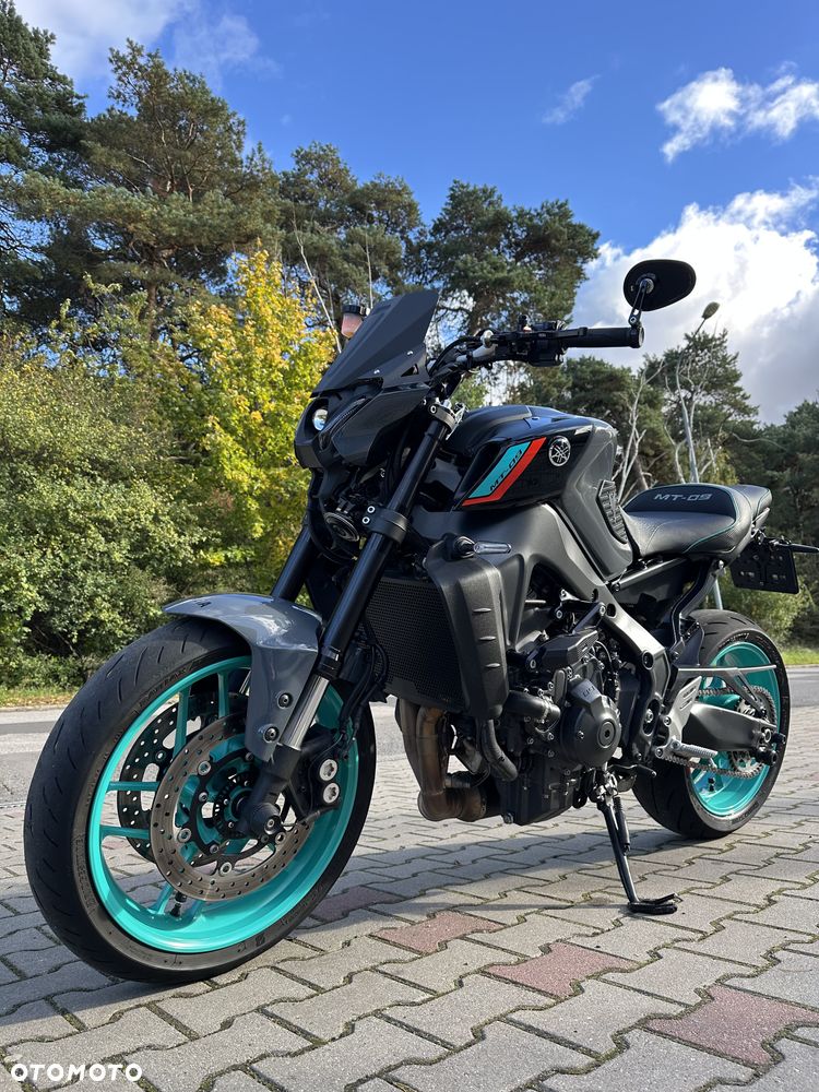 Yamaha MT - 7